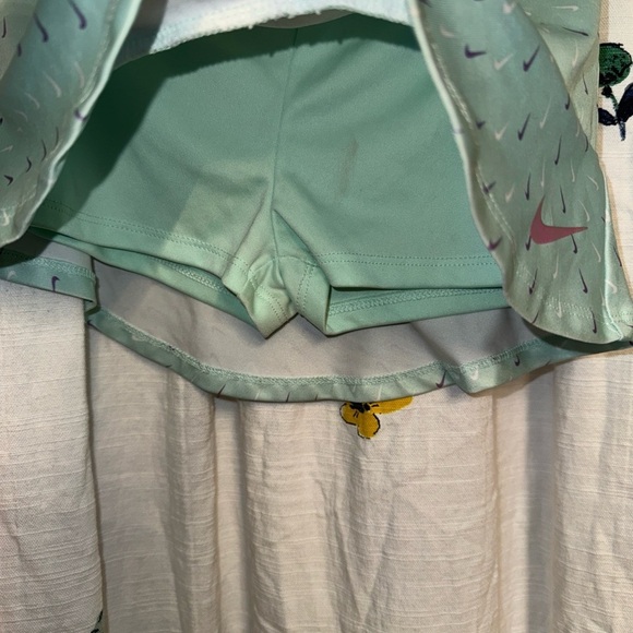 Nike Girls 24 Months Mint Green Skort - Picture 3 of 4